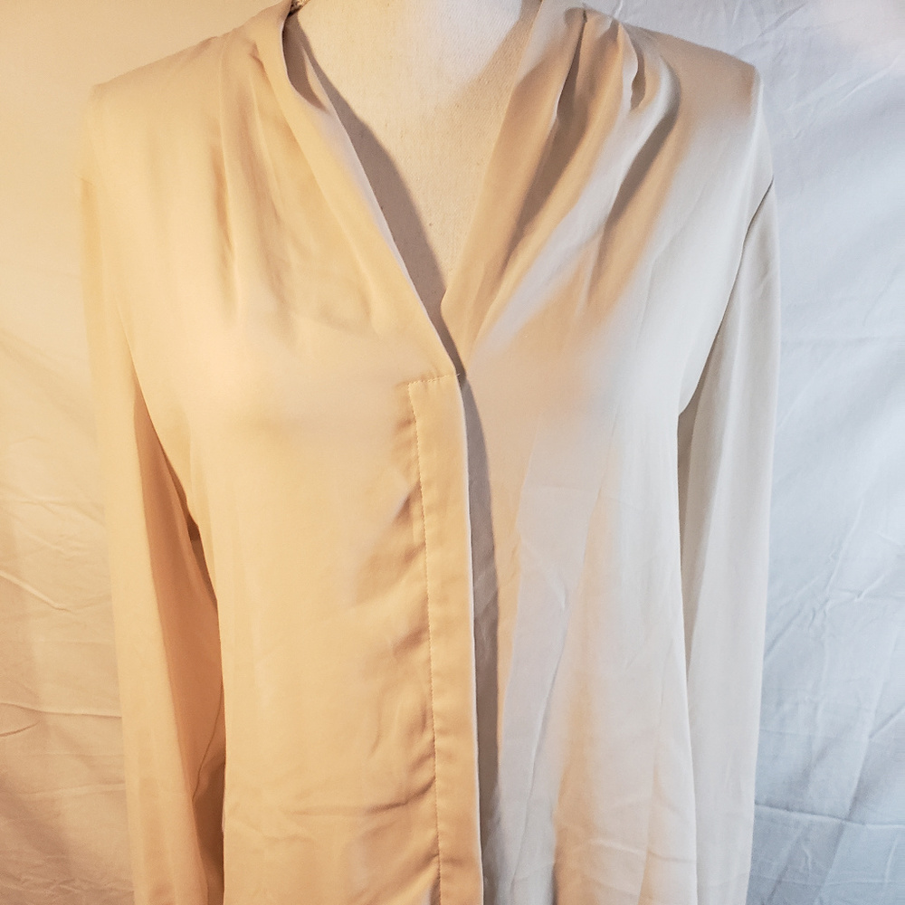 Violet & Cliare Cream Button Down Blouse XL